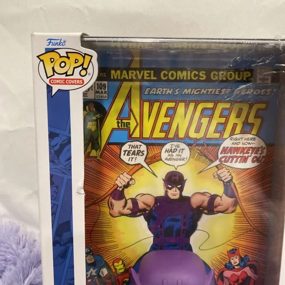 Funko Pop! Comic Book Cover with Case: Marvel - Hawkeye - Target (Exclusive) #32